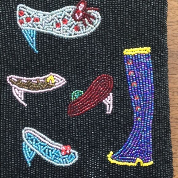 Shoe lovers beaded evening bag w/ strap NWOT🌺 - Picture 3 of 6